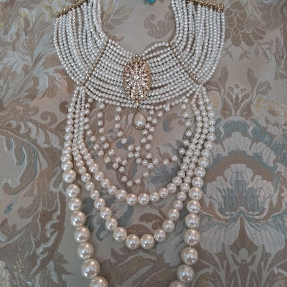 Great Gatspy Reproduction Pearl Bead necklace